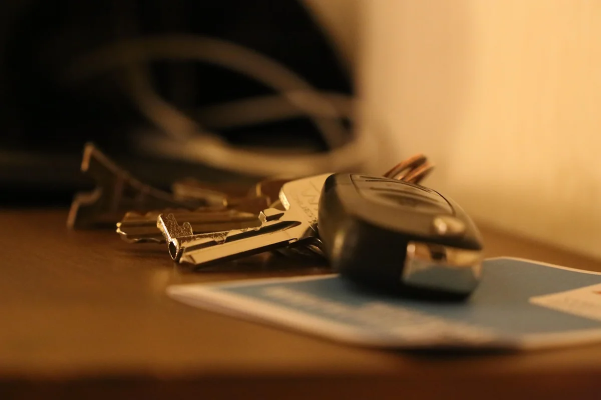 Serrurier automobile spécialisé Toulouse : dépannage rapide 24h/24 en 2026